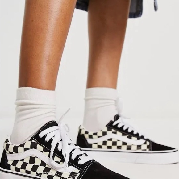 Vans Checkered Sneakers, Size 10.5 - Picture 3 of 3